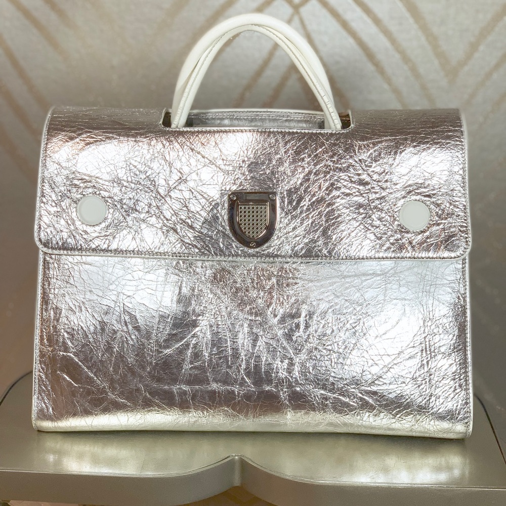 🔻SALE⭐️HP 💕Dior Diorever Metallic Silver Bag
